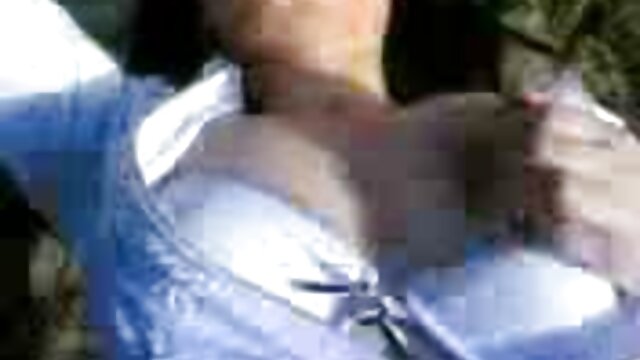 Wanita berambut hitam duduk di vagina di wajah pria dan video bokep tante bohay masturbasi dengan ayam