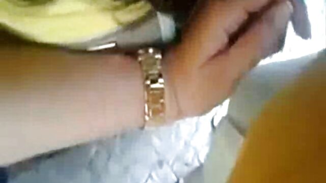 Sang suami mengijinkan istrinya membawa teman ke gangbang. bokep tante cantik bohay