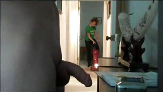 Guru dengan susu besar video sex tante bohay mengisap siswa dengan seluruh kelas.