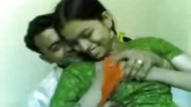 Permainan Bergoyang tante bohay xxx